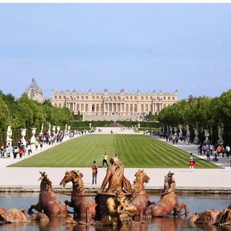 Home Versailles Buitenkant foto