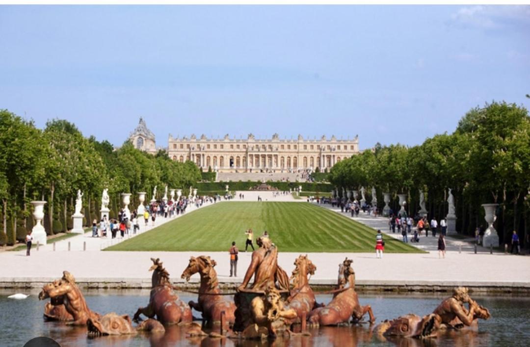 Home Versailles Buitenkant foto